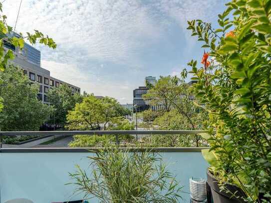 Parkstadt Schwabing - Sonnige 2 Zimmer Wohnung mit großem Balkon