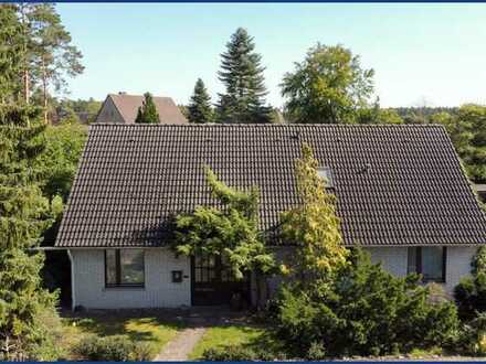 Traumhafter Winkelbungalow mit Dachgeschossausbau in zentraler und ruhiger Lage von Lachendorf!