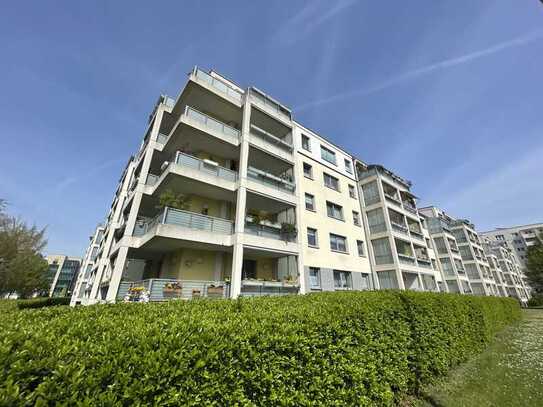 3-Zimmer-Wohnung mit Balkon zum Kloster und Hundertwasserhaus