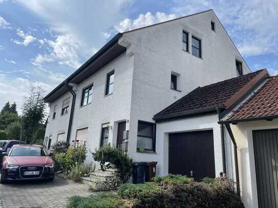 Obergeschosswohnung mit Loggia in Aichach!