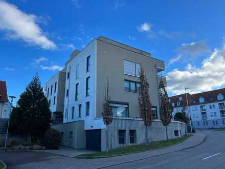 Schöne barrierefreie Penthousewohnung mit Aufzug