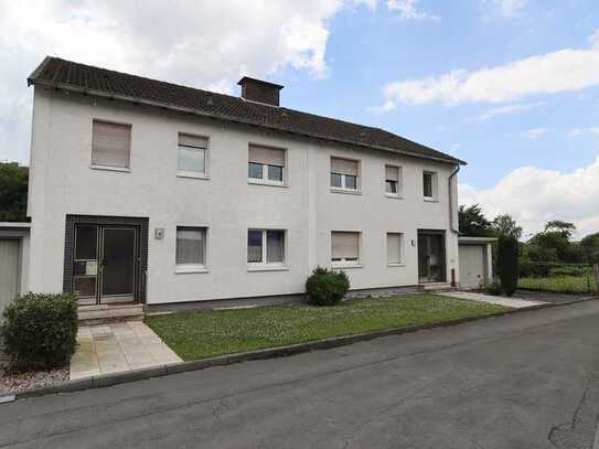 Vermietetes Mehrfamilienhaus in Büren, Hegensdorf