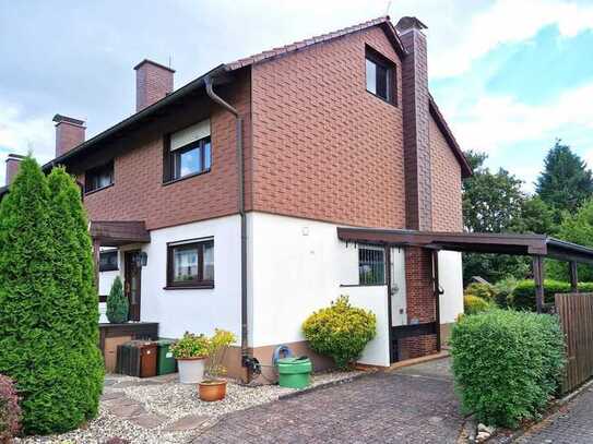 Eigennutzer aufgepasst!
Sofort bezugsfreies Reihenendhaus mit großem Garten, Garage und Carport