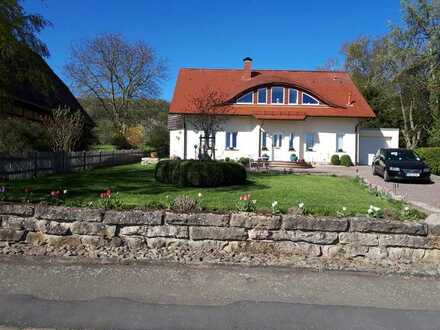 Hochwertiges Einfamilienhaus am Dorfrand mit großem Grundstück in Groß Döhren