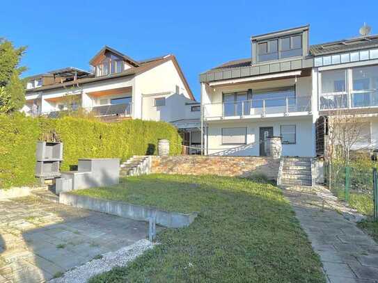 Traum Aussicht - 165,93 m² WFL - Garten - Grill - Garage und 2 Stellplätze