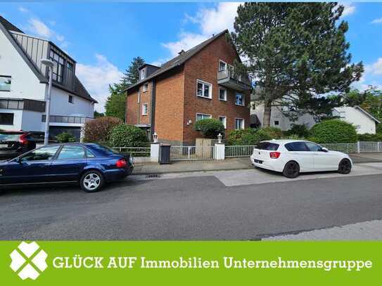 Freistehendes Vierfamilienhaus mit herrlicher Eigentümerwohnung!