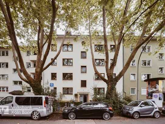 Ehrenfeld - Gepflegte und gemütliche 2-Zimmer-Dachgeschosswohnung