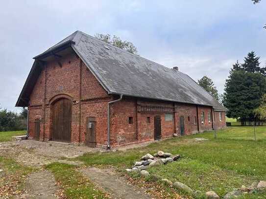 Denkmalgeschütztes Bauernhaus in Dorfrandlage