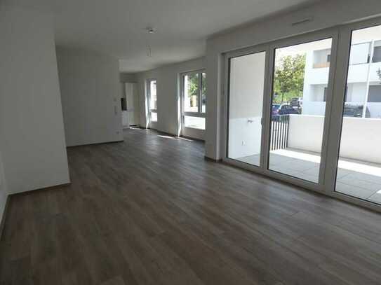 NEUBAU ! Schicke 3 Zimmerwohnung mit Balkon