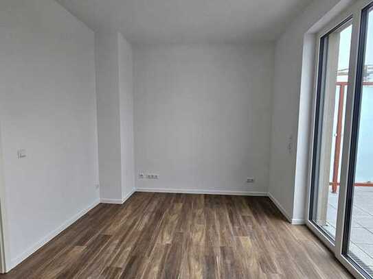 EHRENVEEDEL • Aussergewöhnliches 2 Zimmer Penthouse mit 2 Dachterrassen (14 qm)