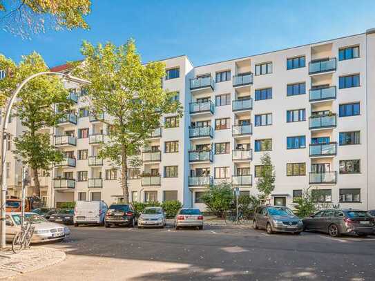 Praktischer Grundriss und moderne Atmosphäre - 3-Raumwohnung mit kleinem Vorgarten in Wilmersdorf