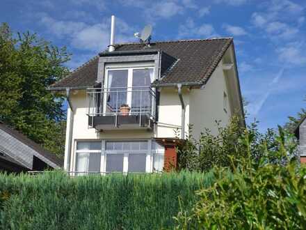Modernes Wohnen im Split-Level-Haus ++ Baujahr 2006 ++