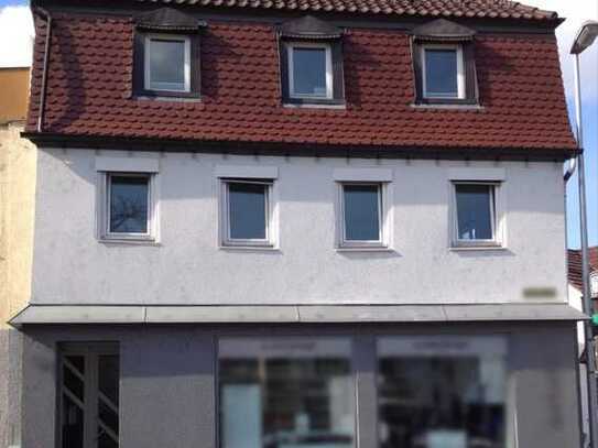 ZENTRALE STADTWOHNUNG MIT GARAGE - 5-Zi.-Maisonette-Whg., Dachterrasse in Kirchheim - 136-24