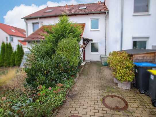 Bezugsfreies Reihenmittelhaus im beliebten Dölau