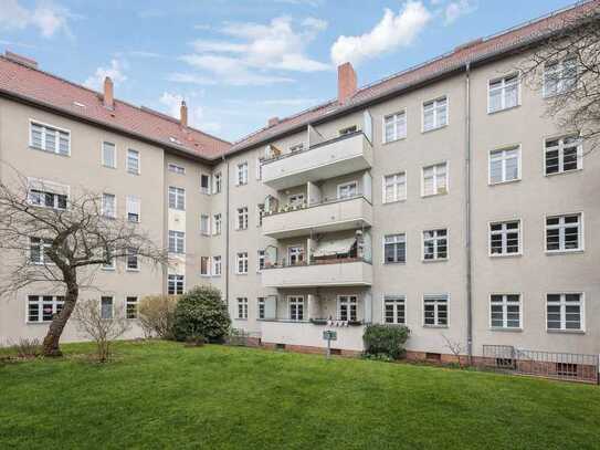 Zentrale Lage nahe Südkreuz - 5-Zimmer ETW, zwei Balkone mitten in Tempelhof