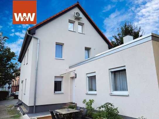 #Hochwertig saniertes Mehrfamilienhaus mit großzügigem Hof und Gewerbefläche