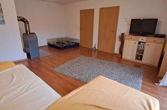 Attraktive 3-Zimmer-Wohnung mit Terasse in Edenstetten