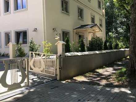 Altersgerechte 2 RW EG + Terrasse + Keller + Fahrstuhl ++++++ - Quartier Forsthausstr. N°10
