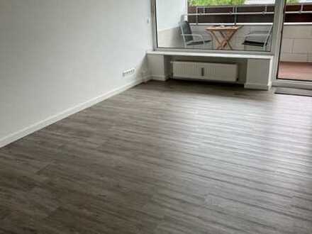 Stilvolle 2-Zimmer-Wohnung mit Balkon und Einbauküche in Köln