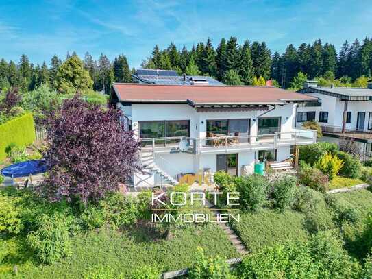 POLEPOSITION im Allgäu 
Exklusives Einfamilienhaus mit Alpenpanorama 
in Scheidegg / Lindenau