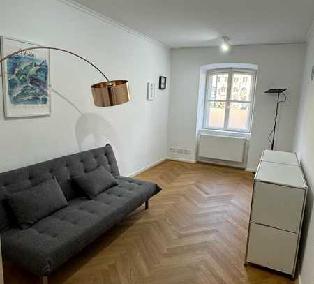 Kleines Büro in bester Lage Münchens Maximilianstr. zur Untermiete