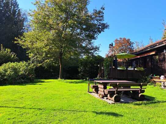 Wochenend-/Ferienhaus auf idyllischem Grundstück am Wald in Kirchseeon