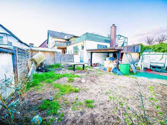 Wohn- und Geschäftshaus mit Terrasse, Garten, Garage, Außenstellplatz und Innenhof