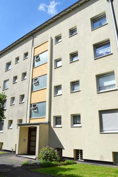                                                               Schicke 3-Zimmer-Wohnung                                                       in Süsterfeld/Helleböhn (Kassel)