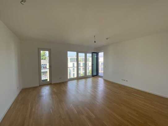 Moderne Wohnung mit Balkon im schönen Waldpark Quartier