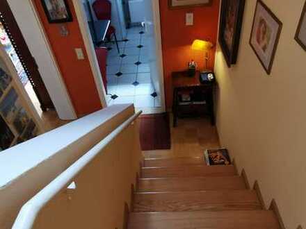 MAISONETTE ZUM VERLIEBEN! Die etwas andere 3,5 Zimmer Wohnung