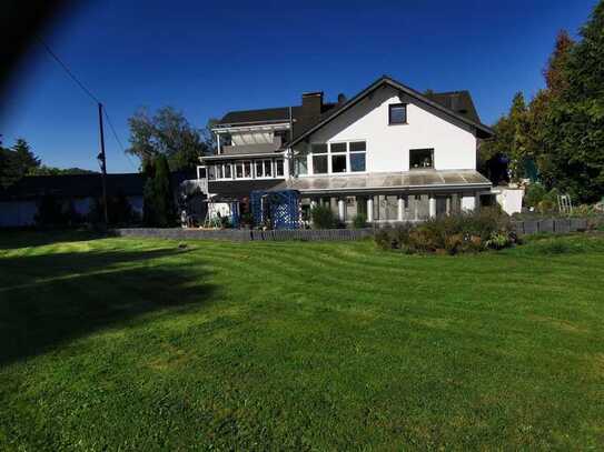 Freundliche 2-Zimmer-Terrassenwohnung mit Einbauküche in Walsdorf / Zilsdorf