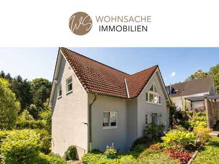 Neunk.-Seelscheid! Exklusives Einfamilienhaus m. Einliegerwohnung auf traumhaftem Grundstück!