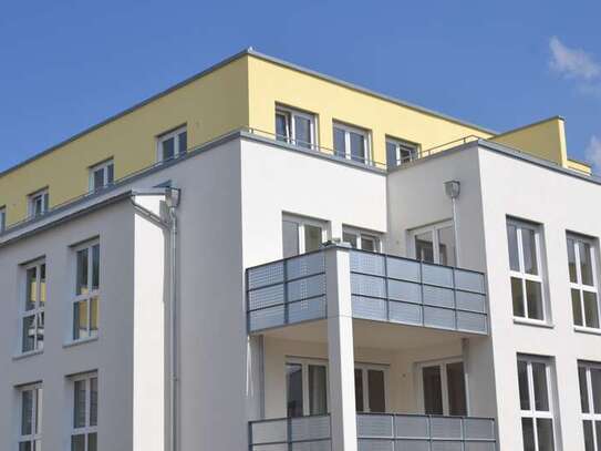 Schöne helle drei Zimmer Wohnung + TG-Platz in München, Lochhausen