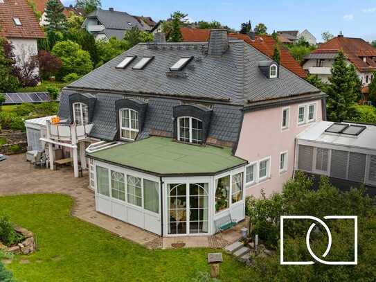 Moderne Ausstattung! Stilvolle Villa auf großem Grundstück in idyllischer Lage