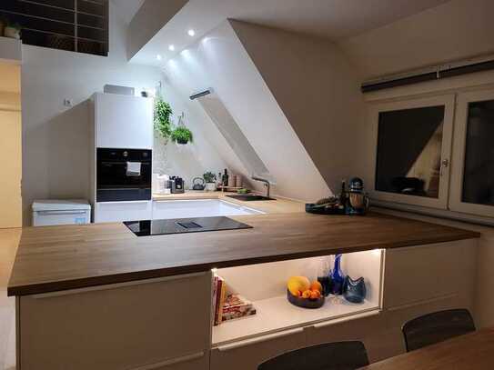 Stilvolle 3-Zimmer-Maisonette-Wohnung mit Balkon in Ditzingen - Heimerdingen