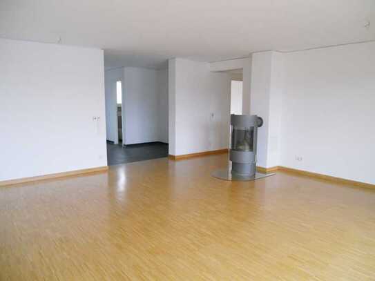 Moderne 3-Zimmer-Penthouse-Wohnung