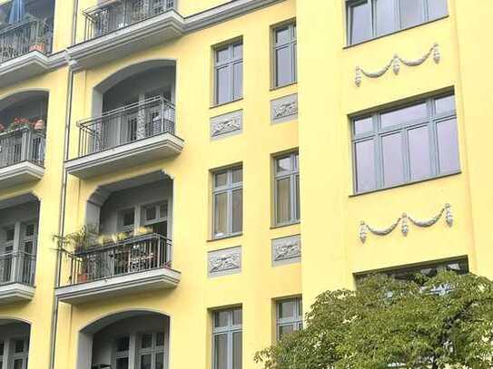 Top Lage - Große helle 2 1/2 Zimmerwohnung Altbau Maisonette im Prenzlauer Berg - Ruhige Lage