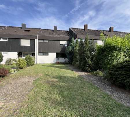 Erfüllen Sie sich Ihren Wohntraum! Reihenmittelhaus mit Garten und Balkon im schönen Sennfeld