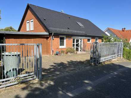 Kehlberg Immobilien - Ihr Makler aus der Region ! Wohnhaus mit ehemaliger Arztpraxis in Wörrstadt