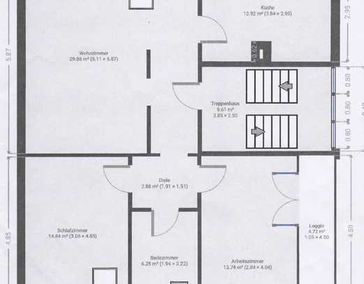 Erstbezug nach Sanierung – Gemütliche 3-Zi-DG-Wg. mit Schlossblick und Balkon Wallbox und PV-Anlage