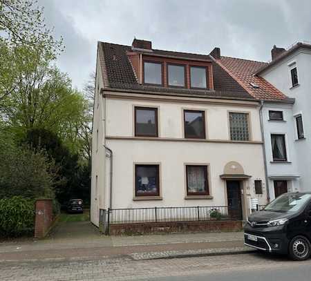 4 Zimmerwohnung mit Balkon, ab 01.05.24