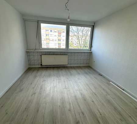 Kernsanierte 3 Zimmer Wohnung zu verkaufen!!