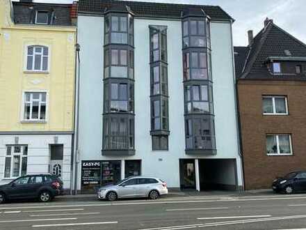 *Schöne Wohnung mit Balkon und Stellplatz in beliebter Lage*