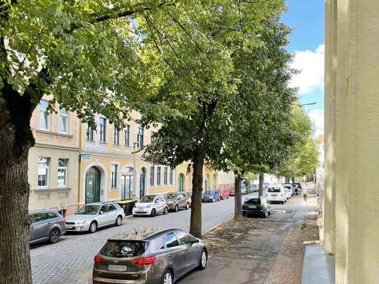 Für kleine Familien in günstiger Lage. Eine kleine 4-Zimmer-Wohnung in der südlichen Innenstadt