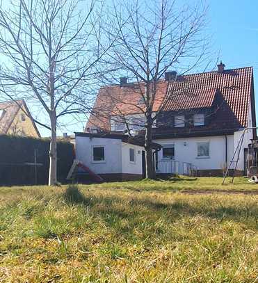 Gemütliches Familienzuhause - Geräumiges Haus (DHH) mit großem Garten in der Firnhaberau