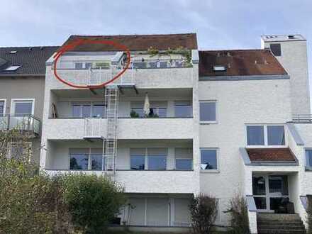 Schöne, geräumige 1-Zimmer-Wohnung mit Balkon und Einbauküche in Regensburg