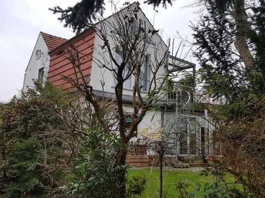 - keine Makler-Coutage - gepflegtes Haus in Berlin Lichtenrade