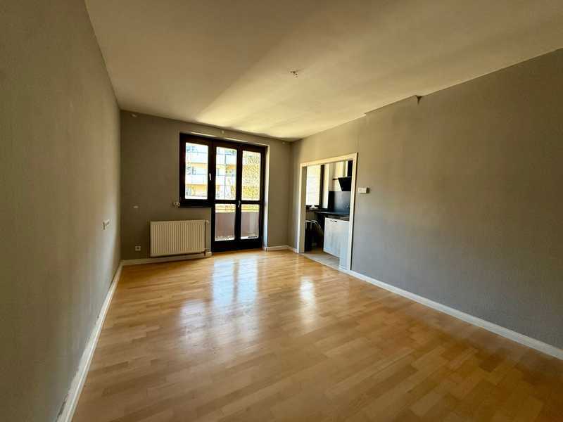 Provisionsfrei für Käufer! Sofort einziehen oder vermieten! Toplage Friedrichstadt!