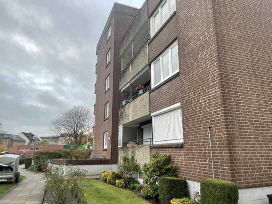 Sanierte Single-Wohnung mit Balkon und Tiefgarage