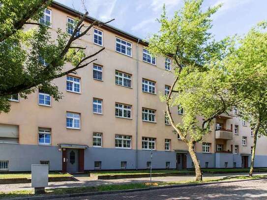 2 Zimmer Erdgeschosswohnung mit Balkon und Einbauküche